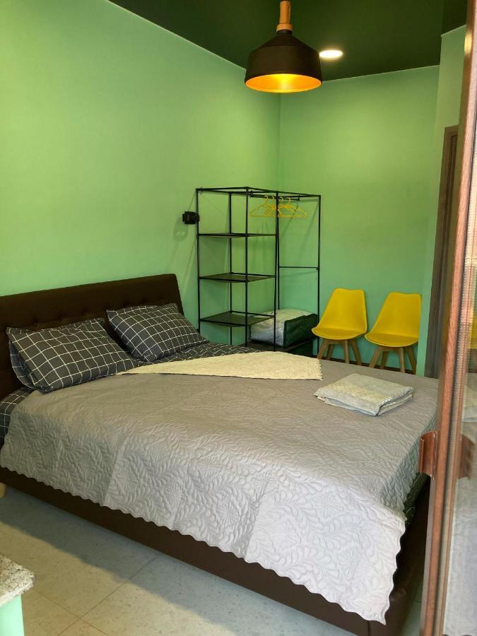 Barney'S Apartment Batumi Kültér fotó