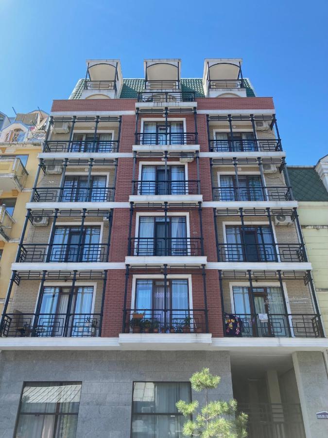 Barney'S Apartment Batumi Kültér fotó